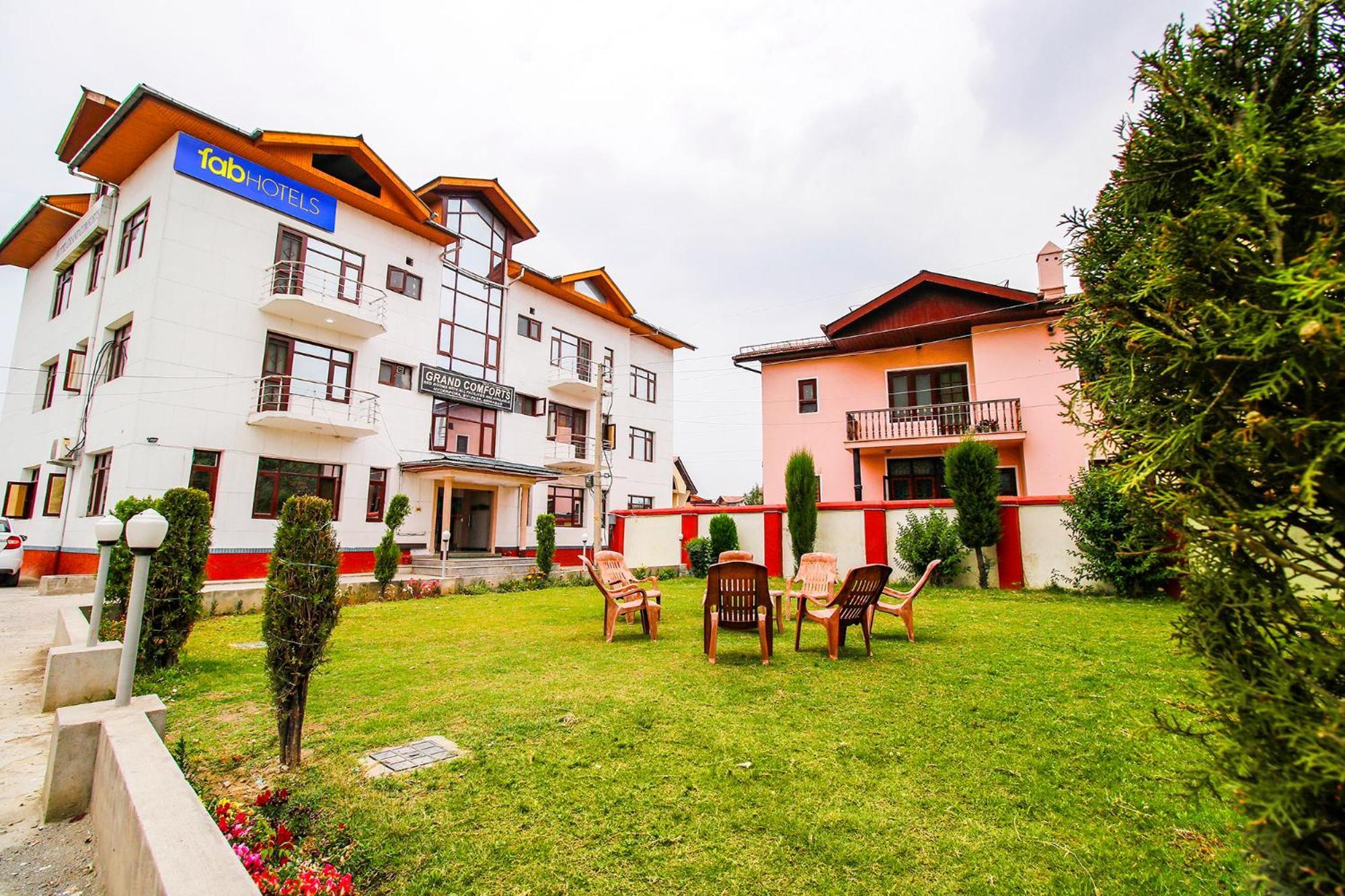 Fabhotel Grand Comforts Haidarpur Kültér fotó