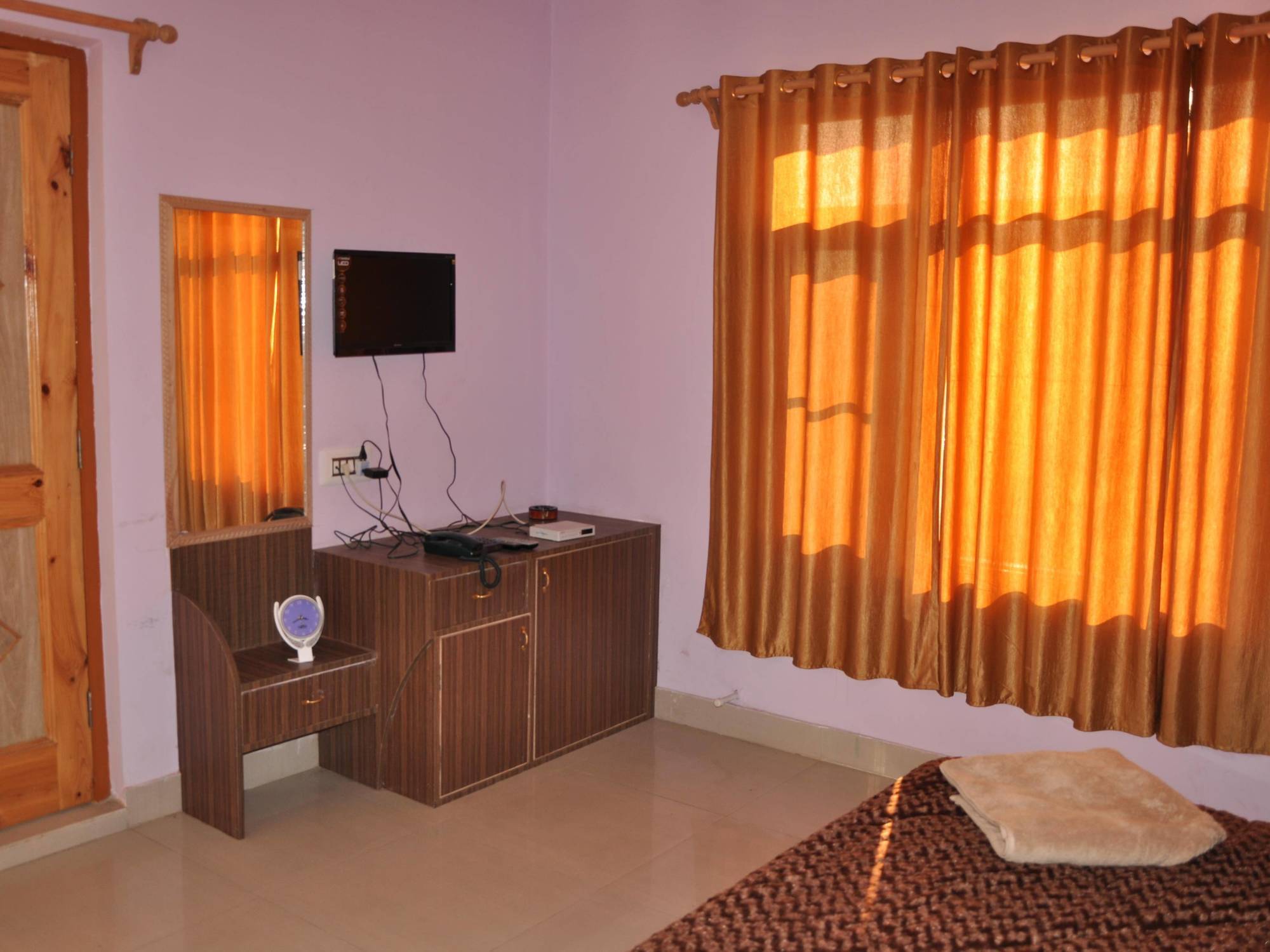 Fabhotel Grand Comforts Haidarpur Kültér fotó
